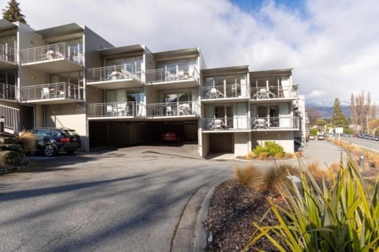 Mountain View City Apartment Куийнстаун Екстериор снимка